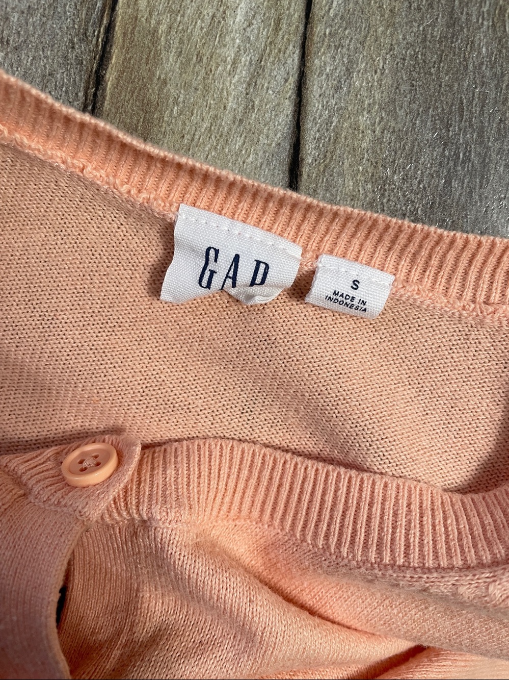 GAP Peach Button-Up Crewneck Cardigan - Picture 4 of 7